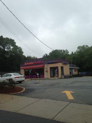 Dunkin Donuts -- 318 Montvale Avenue, Woburn                Storefront