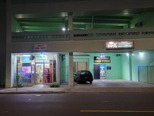 Right next to Sue's Mini Mart at 826 Kaheka Street Suite #102  Honolulu, HI 96814.   Store is on the Kanunu Street side.