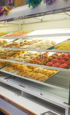 They have a nice selection of "Pan Dulce" sweet bread.