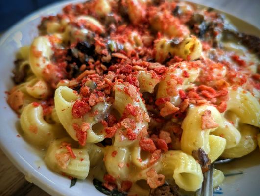 Takis cheesy beef mac