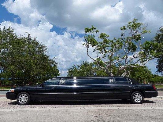 Stretched Limousine Grand  Augusta