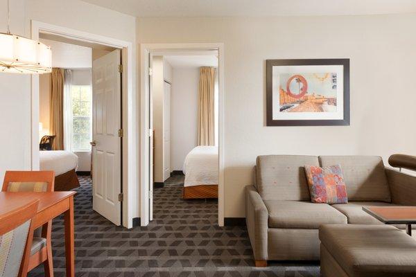 Enjoy extra space in one of our two-bedroom suites, which feature separate sleeping, work and living areas.