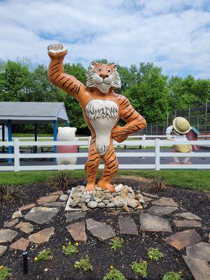 Tiger statue by picnic area