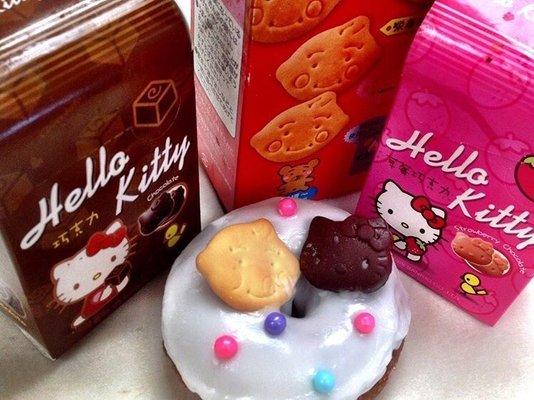 hello kitty donut