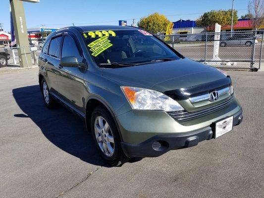 2008 Honda CR-V AWD, 111k, leather, heated seats, sunroof, back up camera. navigation.