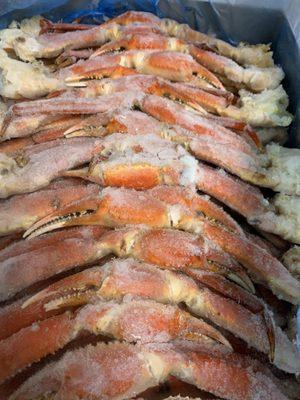 Jumbo Alaskan snow crab legs