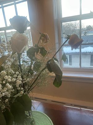 Bad flowers delivered, didn't last 48 hours