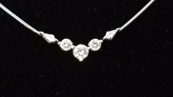 Gorgeous Diamond Necklace