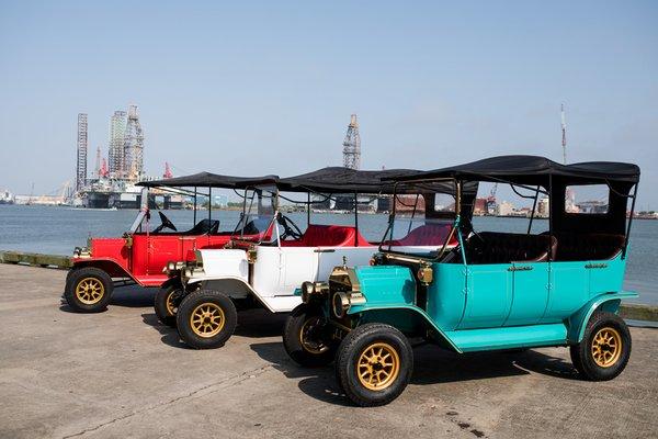 5-Seater and 8-Seater Replica Model-T Electric Golf Carts for Rent!