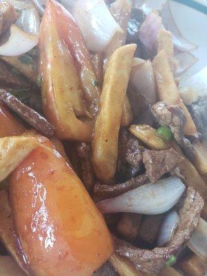 Lomo saltado