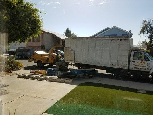 So rude. Why not block the driveway of the house you're working on??