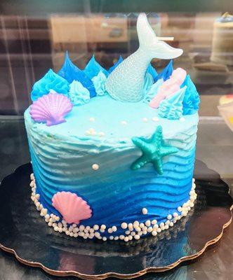 New style of mermaid cake