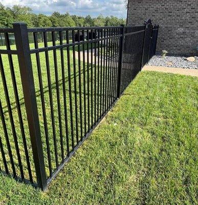 Lone Oak Fence