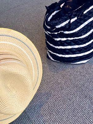 Straw hat & sturdy beach tote