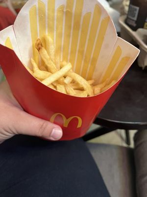 Pulled my fries out and saw how little they gave me and that's that this is a large