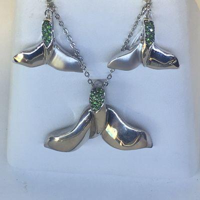 Special design whale tail pendant and earrings