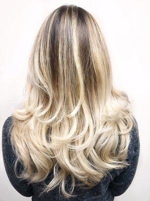 Blonde bombshell multiple processes while lifting safely for a healthy beautiful blonde and contrast.