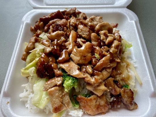 Chicken teriyaki with vegetables on white rice