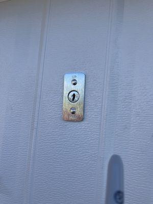 Emergency door release with keys