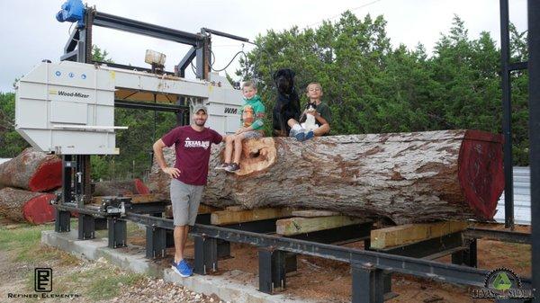 Largest sawmill in Texas & tree re-purposing experts under sister company, Texas Urban Sawmill.