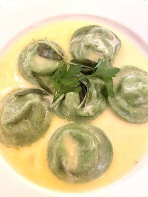 Ravioli Di Ricotta E Spinaci