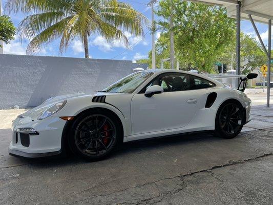 Porshe in for pre-track service ( brake fluid flush, Motul race spec oil change, multi-point inspection )