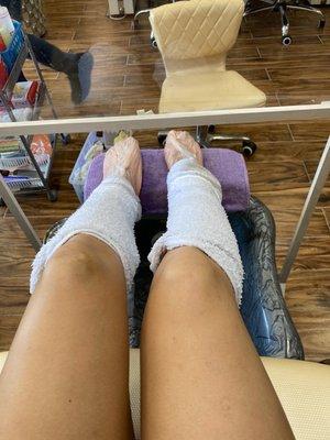 Hot towels & paraffin wax treatment