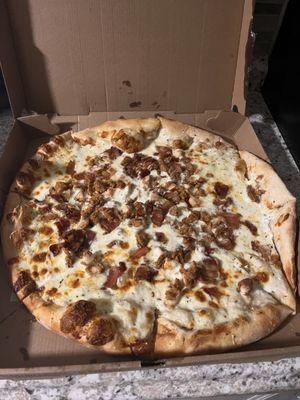 Chicken Bacon Ranch Round Pizza