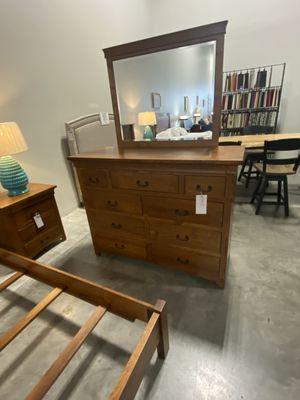 MWC Mission 9-Drawer Dresser 4050