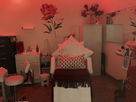 Our location inside Salon Boutique Mesa Riverview, Suite 19, we welcome you.