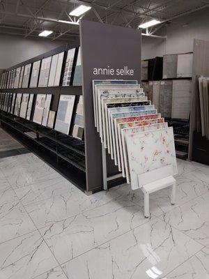 I like the new Annie Selke collection there, the staff was very knowledgeable and the manager Mo is very helpful.