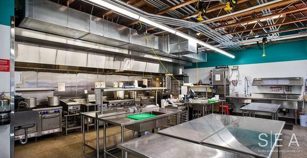 Fully equipped, new commercial/commissary licensed kitchen for rent in Portland, OR.