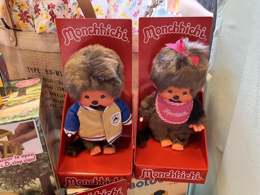 Momchhichi!  I remember these!