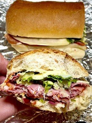 Italian combo grinder - ham, salami & spicy capicola, provolone + lettuce , onion, hot pepper & oil/vinegar - takeout