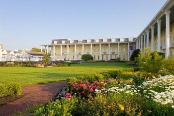 Outside View: Congress Hall