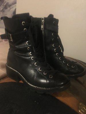 Fixed my combat boots perfectly!