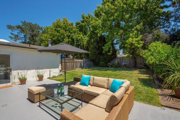 Sunny and private backyard in Corte Madera