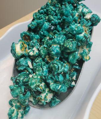 Blue raspberry popcorn