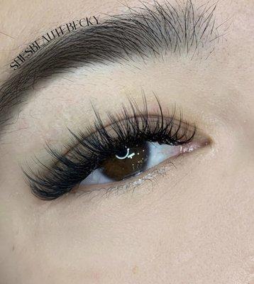 Light Strip Lash Look