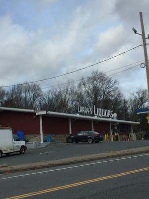 Larry's Liquors of Bellingham - 264 North Main Street / Route 126, Bellingham      Storefront