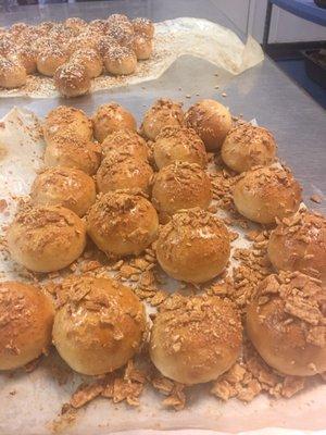 Cinnamon Toast Crunch bagel hole