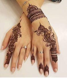 Hena Tattoo.