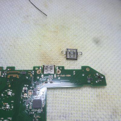 Nintendo Switch Charging Port Replacement