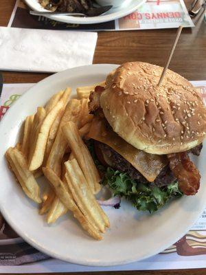 Bacon Avocado Cheeseburger