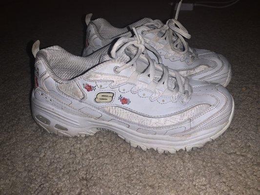 My cute pair of sketchers washed them up looked brand new after