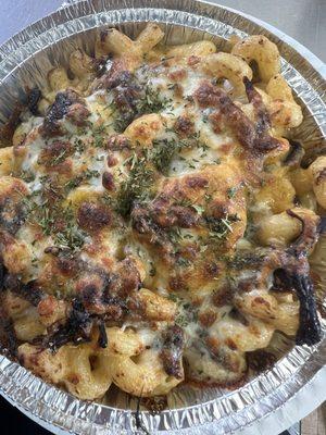 Oxtail Mac n cheese