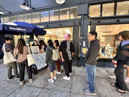 Line for free ice cream