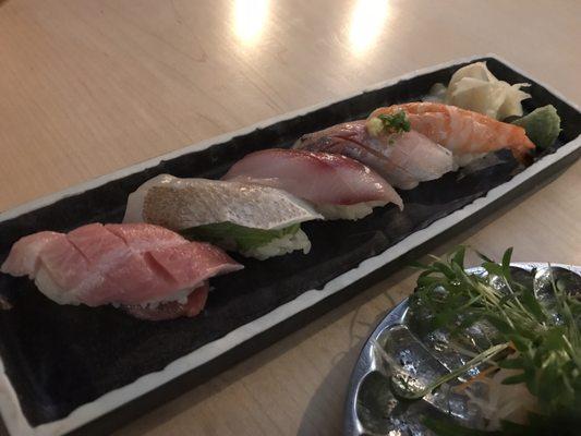 Omakase: Sushi / Chef's Choice お任せ: 寿司