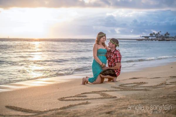 Maternity Session at Waikiki