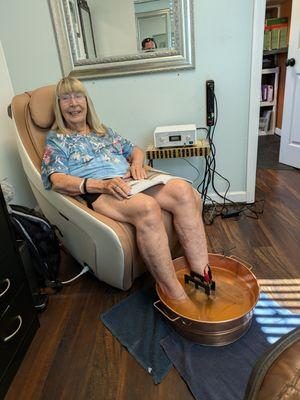 Ionic Footbath with Chair Massage.